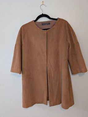 Stunning like-new Italian designer suede long jacket